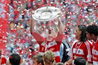 Bastian Schweinsteiger - FC Bayern Muenchen - Deutsche Meisterschaft 2008 - Fotoagentur Sofianos Wagner